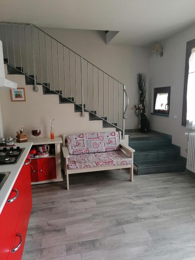 La Casa Delle Rondini Holiday home *